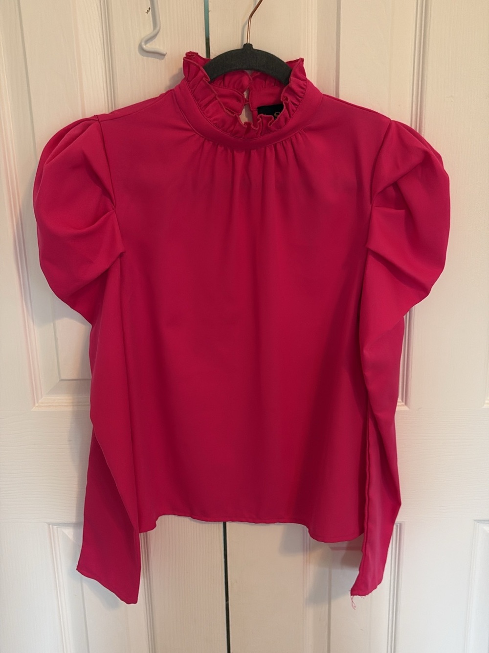 Women's Ruffled Mock Neck Puff Sleeve Top - Pink